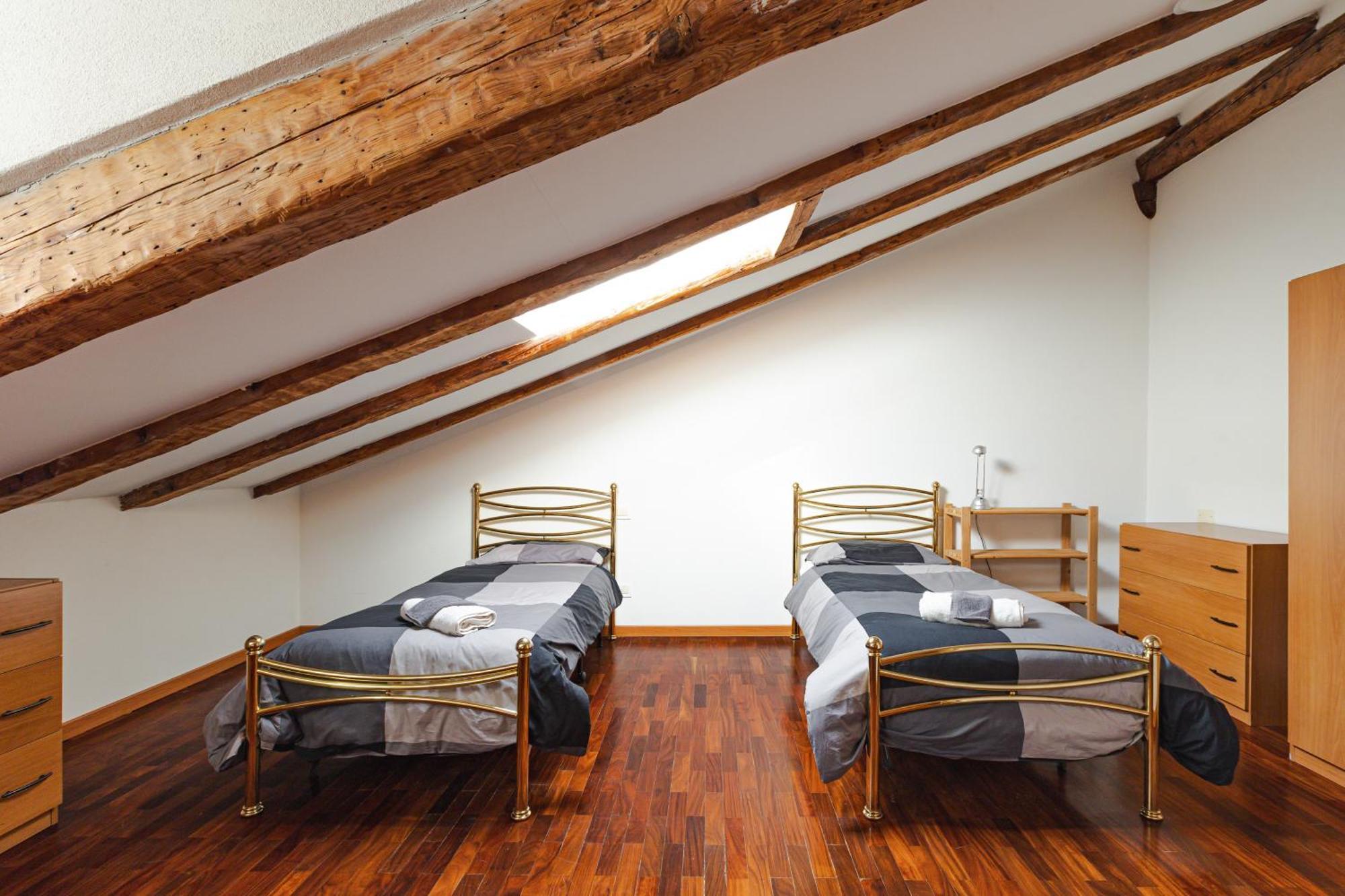 Mansarda Piazza Venezia Apartment ตรีเอสเต ภายนอก รูปภาพ